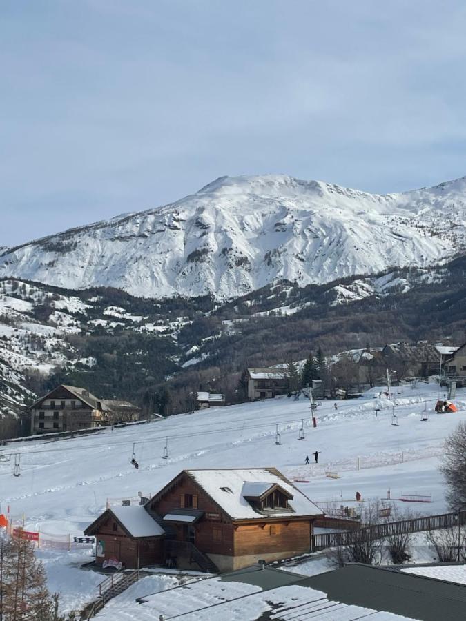 Appartement 2 Ch 40 M2 Au Pied Des Pistes De Ski Enchastrayes 外观 照片